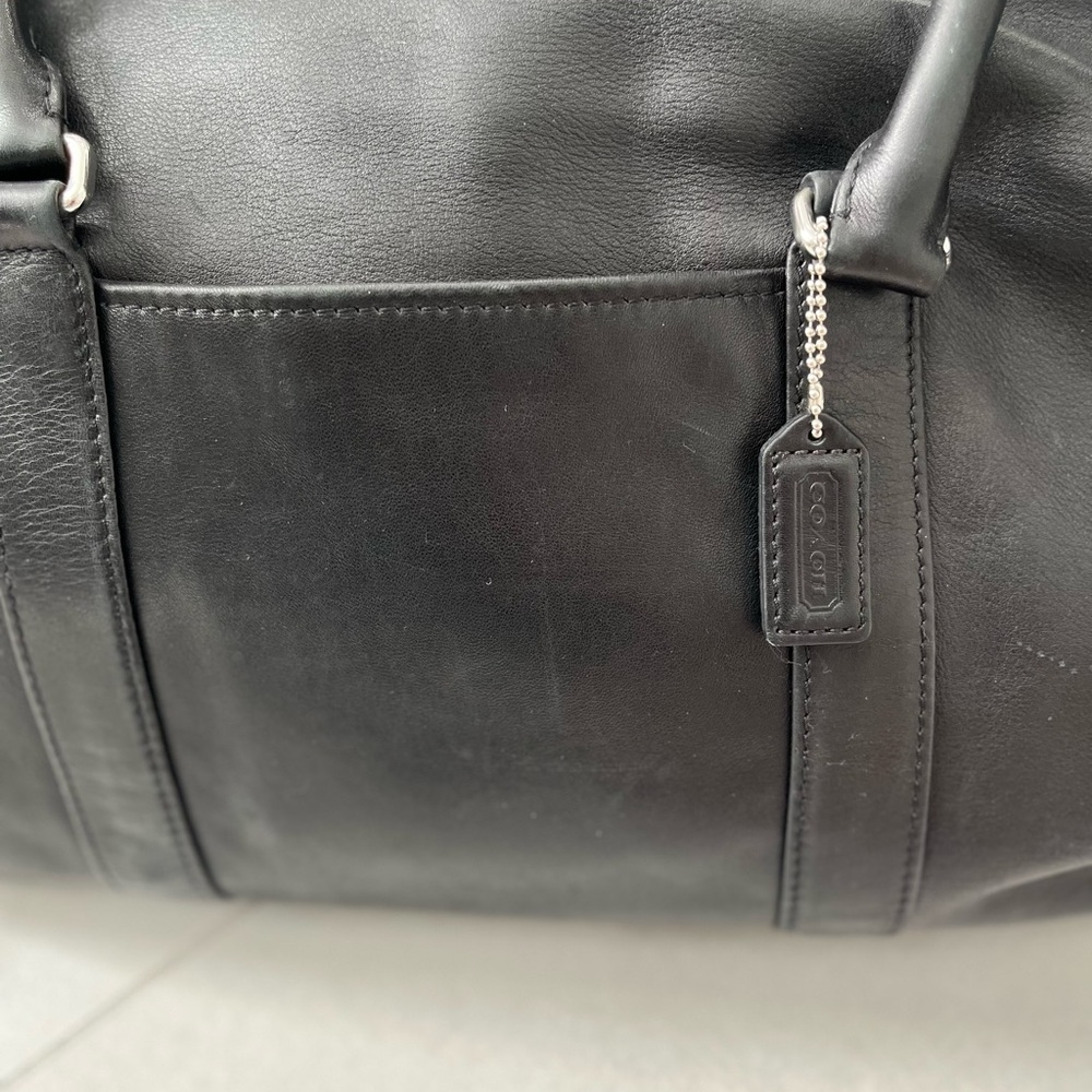 Large Coach Black Leather Voyager Duffle Bag - Internal Pockets, Great Condition - Picture 6 of 12